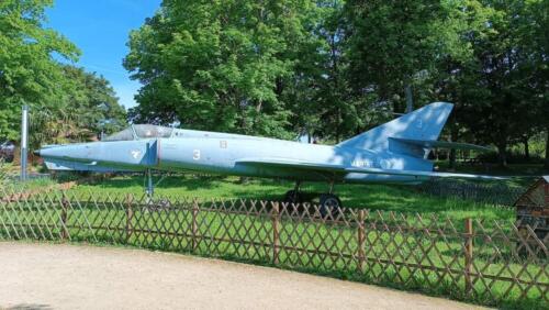 Etendard IV M n° 3, parc Paray-Vieille-Poste (91) (F. Ouvrier, juin 2024) 