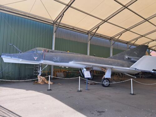 Etendard IV M n°34, restauration peinture, EA Lyon-Corbas (C. Morin, 31-8-2024) 